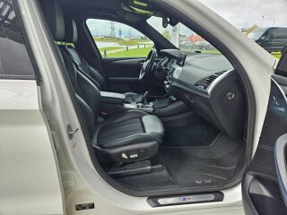 BMW X3 xDrive30i M-Sportpakett 2.0 R4 185kW