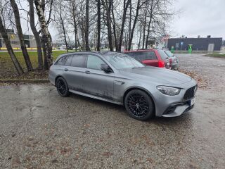 Mercedes-Benz E 63 AMG S 4.0 V8 450kW
