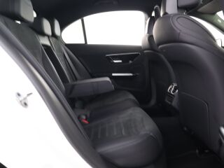 Mercedes-Benz C 200 4Matic AMG 1.5 R4 150кВ