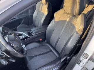Peugeot 5008 GT Line Blue-HDi EAT8 1.5 96kW