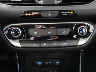 Hyundai i30 Fresh Plus 1.0 73kW