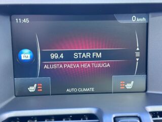 Volvo XC60 Momentum Black Edition 2.0 R5 D3 100kW