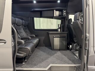 Mercedes-Benz Sprinter 319CDI 9G-TRONIC 4X4 A4 2.0 140kW