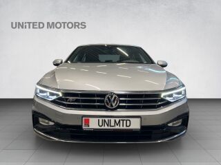Volkswagen Passat R-Line 1.5 110kW