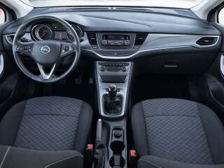 Opel Astra 1.4 74кВ