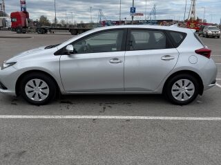 Toyota Auris 1.6 97kW