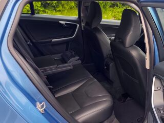 Volvo V60 Plug-in Hybrid AWD 2.4 D6 158kW