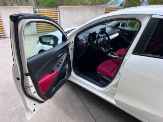 Mazda 2 1.5 66кВ