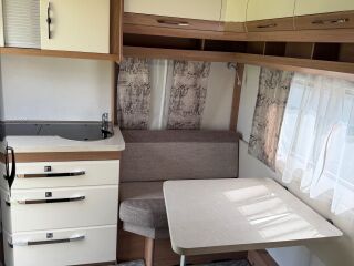 Hobby 400 SFE DE LUXE