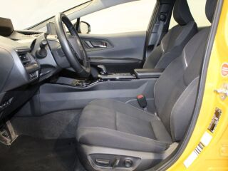 Toyota Prius Plug-in Hybrid Luxury 2.0 111кВ