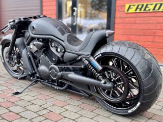 Harley-Davidson VRSCA V-Rod Fredy Jones 200/300 V2 Revolution 86kW