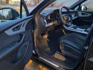 Audi Q7 s line 3.0 170кВ
