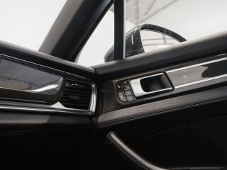 Porsche Panamera 4S 324kW