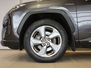 Toyota RAV4 Premium AWD 2.5 131kW