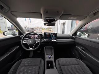 Volkswagen T-Roc Life 1.5 eTSI 85кВ