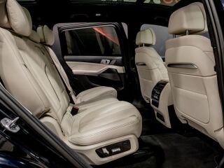 BMW X7 x-Drive40i Shadowline M-Sportpakett 3.0 280kW