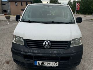 Volkswagen Caravelle 2.5 96kW