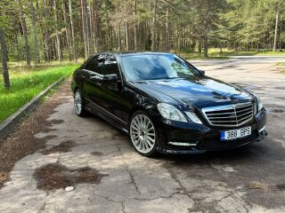 Mercedes-Benz E 500 AMG 5.5 V8 285kW