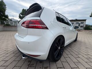 Volkswagen Golf GTI 2.0 R4 236kW