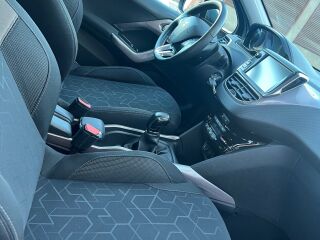 Peugeot 2008 1.4 R4 50kW