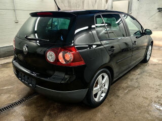 Volkswagen Golf GT Sport 2.0 TDI 103kW
