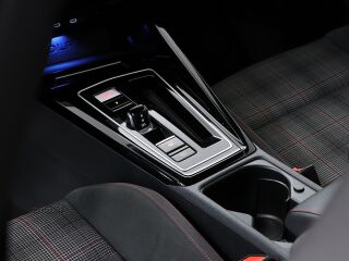 Volkswagen Golf GTI 2.0 180kW