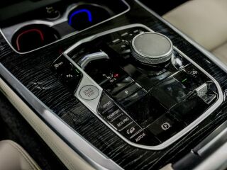 BMW X7 x-Drive40i Shadowline M-Sportpakett 3.0 280kW