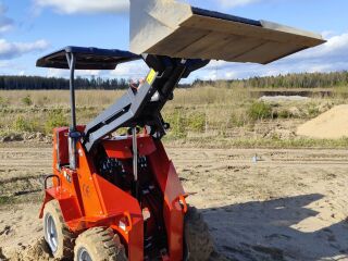 MY-390 skid steer 8kW