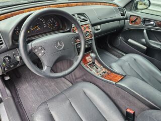Mercedes-Benz CLK 200 ELEGANCE 2.0