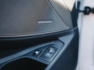 BMW 330 2.0 215kW