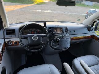 Volkswagen Multivan Highline Exclusive 7K 2.5 D 128kW
