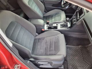 Volkswagen Golf 2.0 110kW