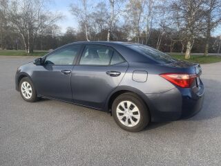 Toyota Corolla 1.8 98кВ