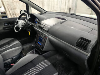 Volkswagen Sharan UNITED EDITION 1.8 110kW
