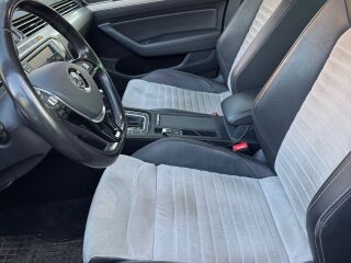 Volkswagen Passat Highline 1.8 132kW