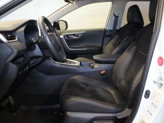 Toyota RAV4 Luxury Plus AWD 2.5 131кВ