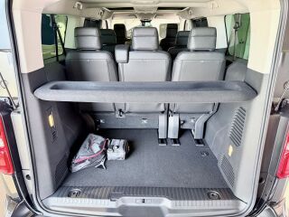 Peugeot Traveller L3 VIP BlueHDi 180 AT8 2.2 130kW