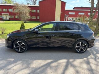Opel Astra Innovation Plus 5D 1.2 96кВ