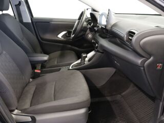 Toyota Yaris Active 68кВ