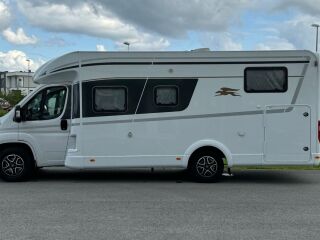 Laika Kosmo 509E Emblema 2.2 TDI 103kW