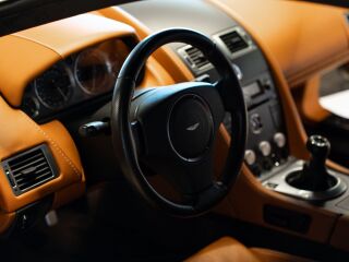 Aston Martin V8 Vantage 4.3 V8 283kW