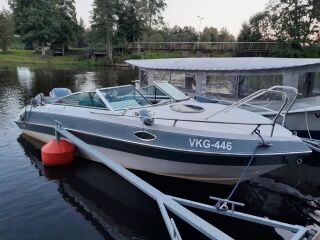 Four Winns 205 SUNDOWNER 3.3 Yamaha 225 hj V6 4-takti 165kW