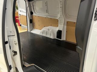 Toyota ProAce Professional Plus 106kW