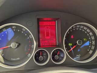 Volkswagen Golf GTI 2.0 147kW