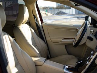 Volvo XC60 2.4 D4 133kW