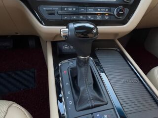 Kia Carnival Luxury 2.2 143kW