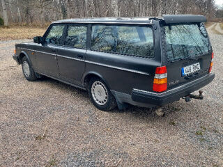 Volvo 240 2.3 85kW