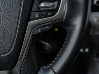 Toyota Land Cruiser Premium N1 2.8 150кВ