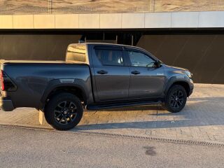 Toyota Hilux Executive 150кВ