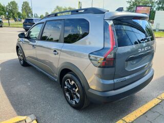 Dacia Jogger Journey Hybrid 155 1.8 115kW